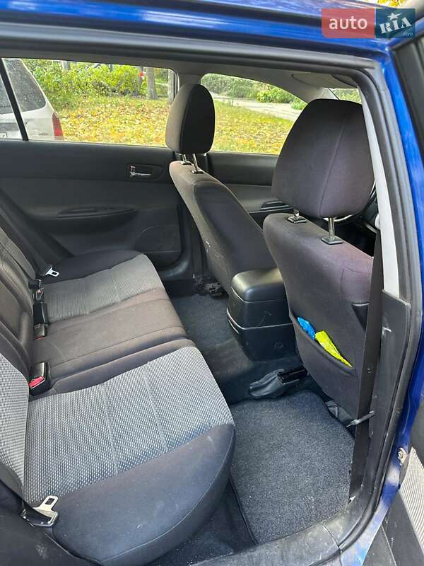 Універсал Mazda 6 2004 в Києві