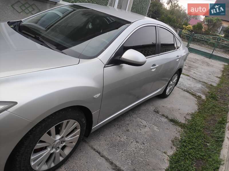 Седан Mazda 6 2009 в Буске