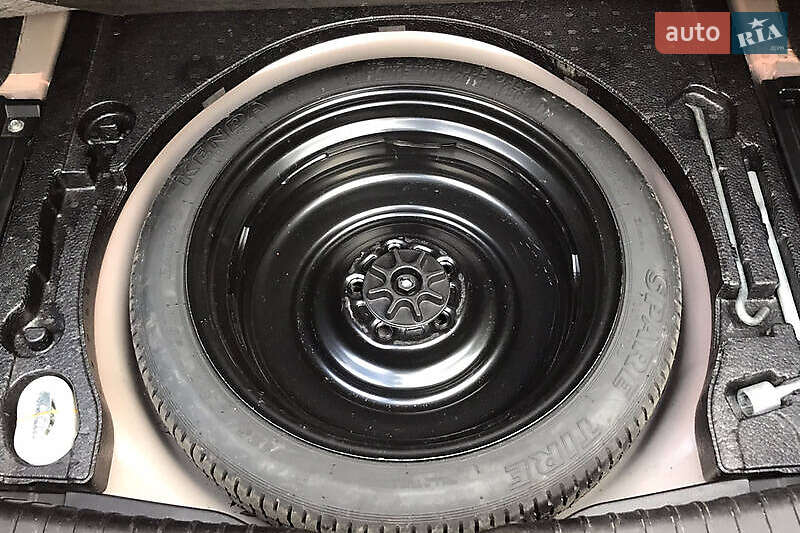 Седан Mazda 6 2017 в Львові