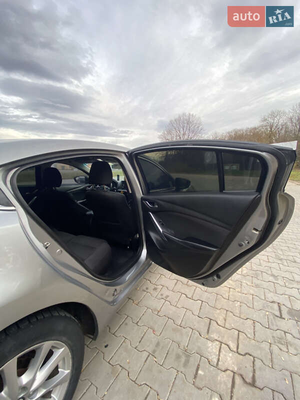 Седан Mazda 6 2013 в Копычинце