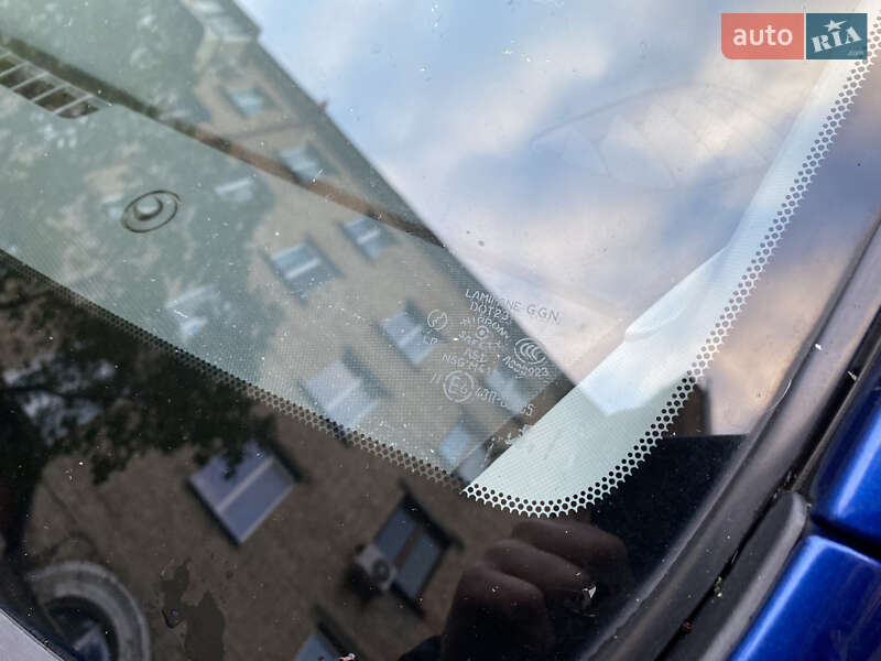 Седан Mazda 6 2006 в Киеве