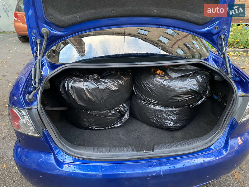 Седан Mazda 6 2006 в Киеве