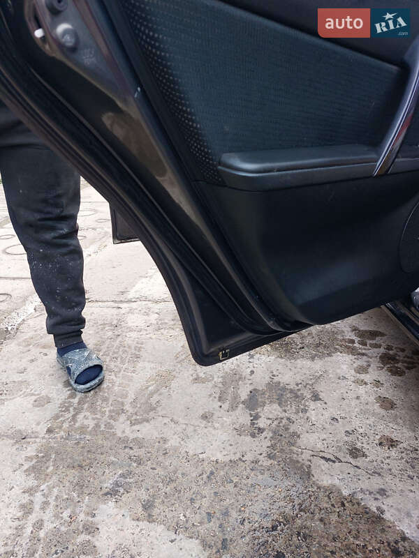 Седан Mazda 6 2006 в Перещепині