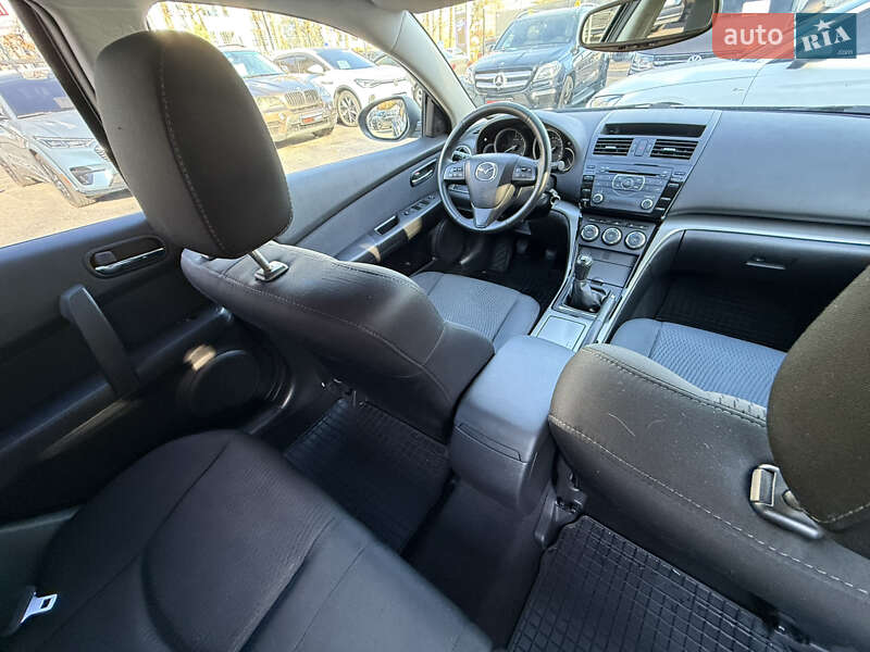 Універсал Mazda 6 2010 в Вінниці