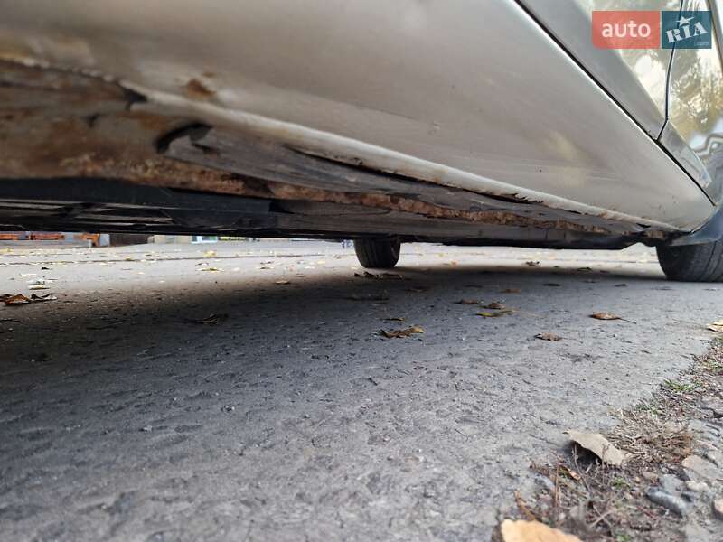 Седан Mazda 6 2003 в Дніпрі