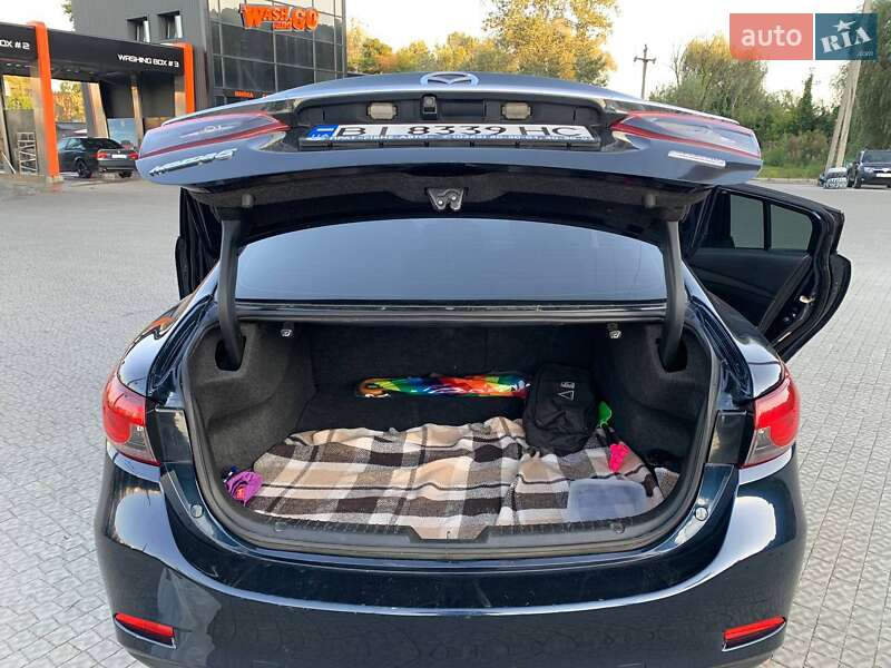 Седан Mazda 6 2016 в Полтаве