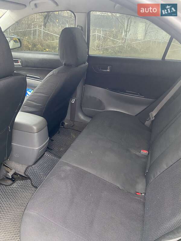 Седан Mazda 6 2003 в Чернігові