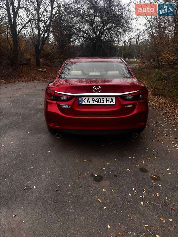 Седан Mazda 6 2016 в Кривом Роге
