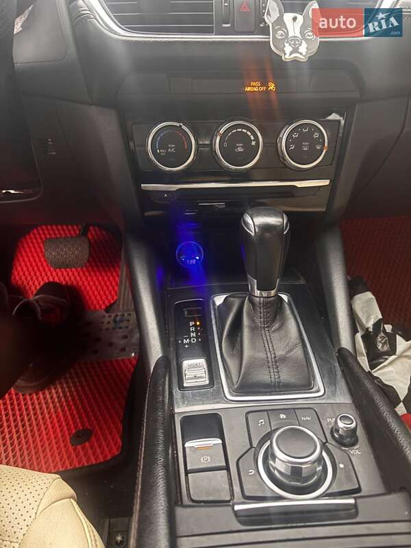 Седан Mazda 6 2016 в Кривом Роге