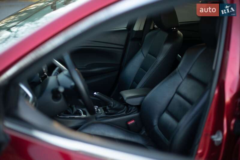 Седан Mazda 6 2014 в Вінниці