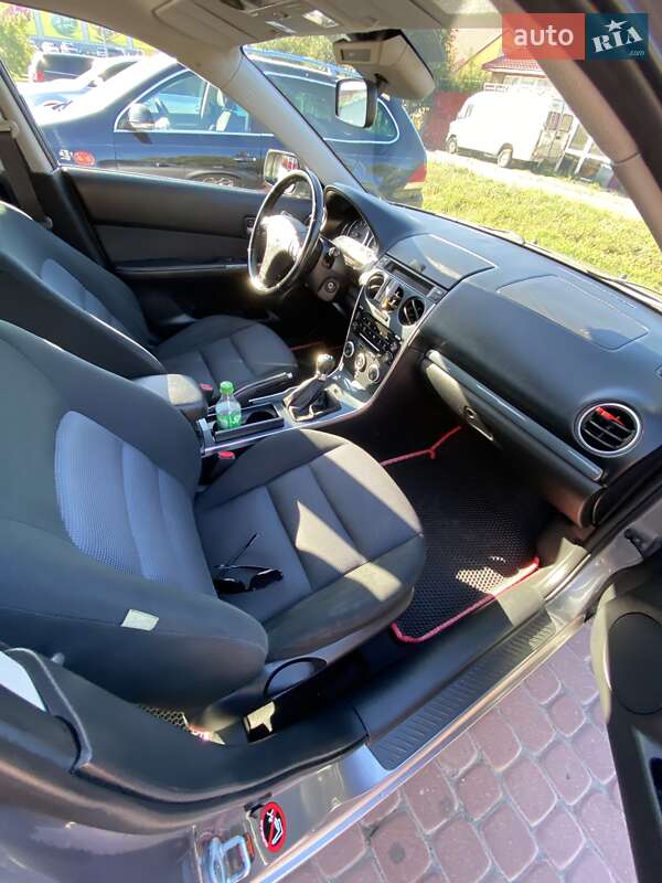 Седан Mazda 6 2005 в Рівному