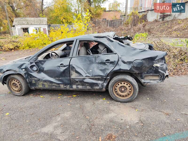 Седан Mazda 6 2003 в Киеве