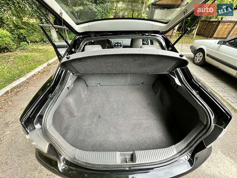 Лифтбек Mazda 6 2003 в Дрогобыче