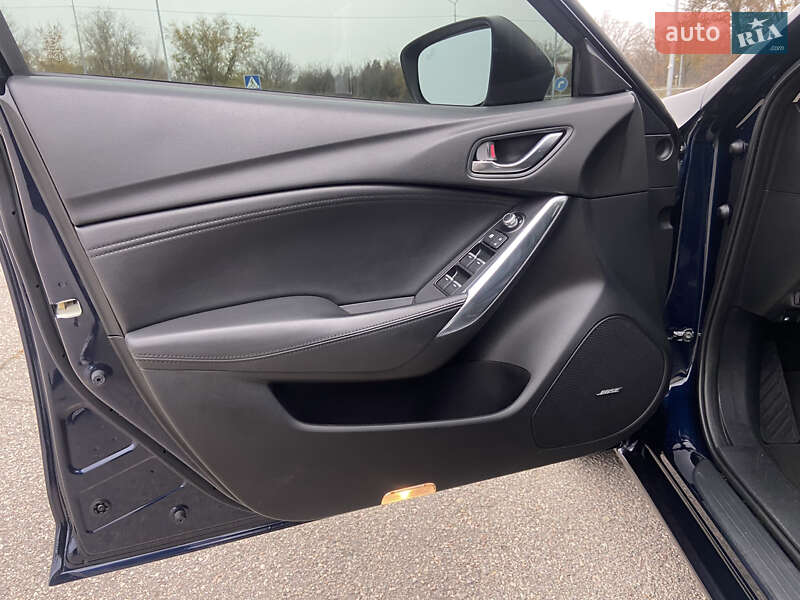 Седан Mazda 6 2016 в Запорожье