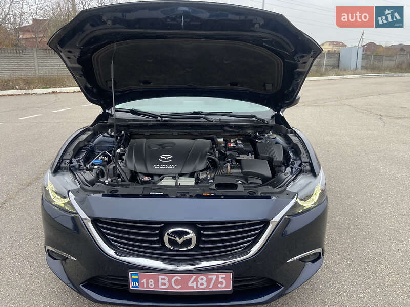 Седан Mazda 6 2016 в Запорожье