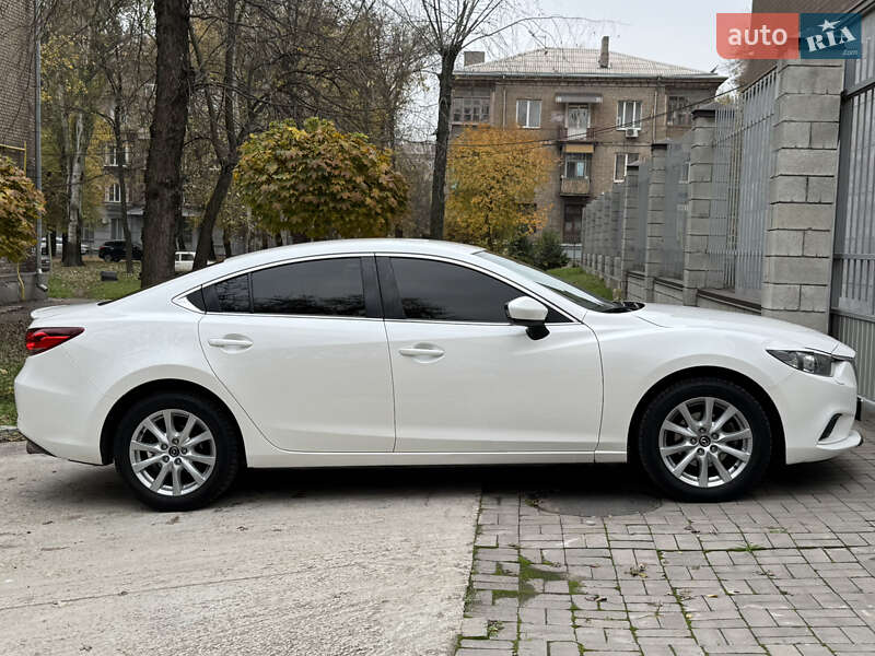Седан Mazda 6 2014 в Запорожье
