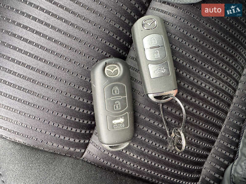 Седан Mazda 6 2014 в Запорожье