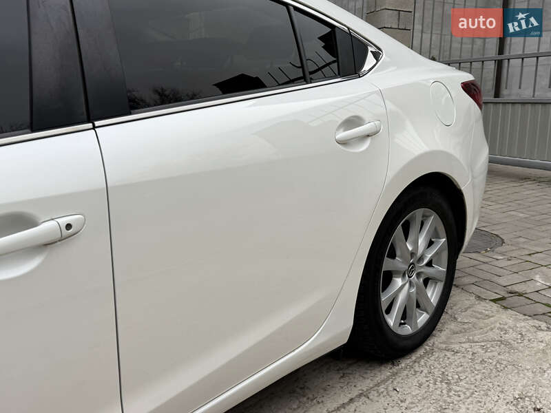 Седан Mazda 6 2014 в Запорожье