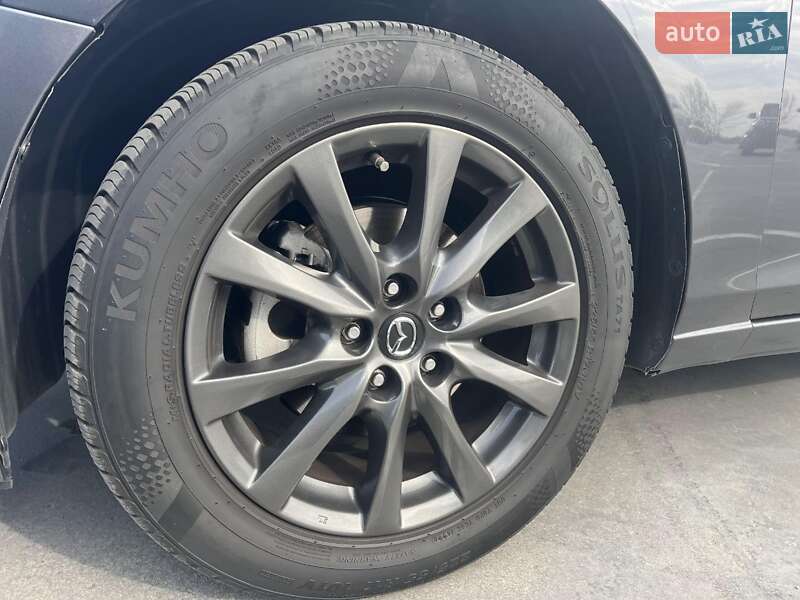 Седан Mazda 6 2015 в Киеве