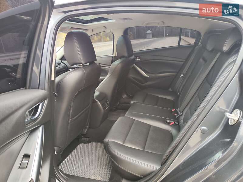 Седан Mazda 6 2016 в Дніпрі
