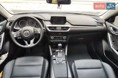Седан Mazda 6 2016 в Днепре