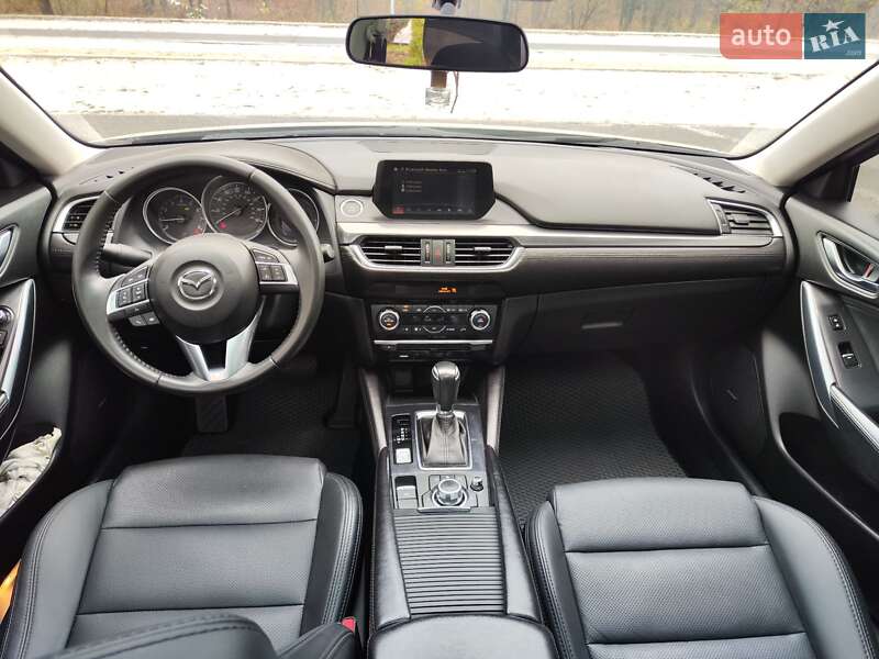 Седан Mazda 6 2016 в Дніпрі