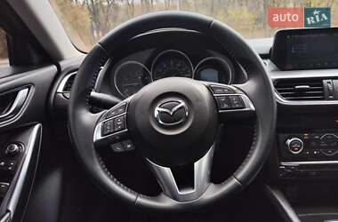Седан Mazda 6 2016 в Днепре