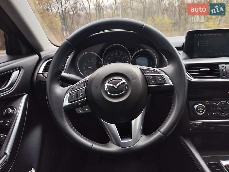 Седан Mazda 6 2016 в Дніпрі