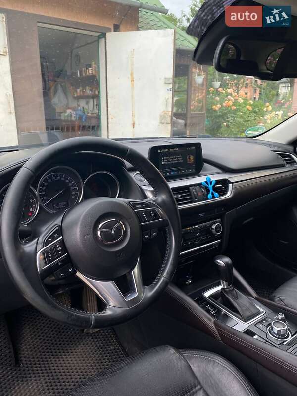 Универсал Mazda 6 2015 в Стебнику