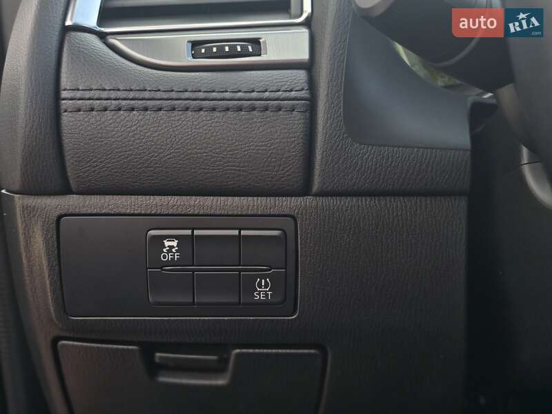 Седан Mazda 6 2017 в Черновцах