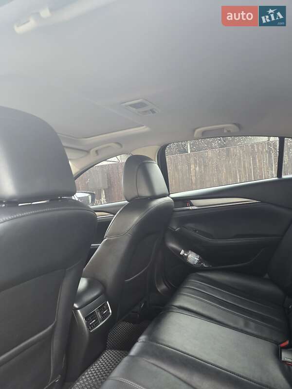 Седан Mazda 6 2018 в Киеве