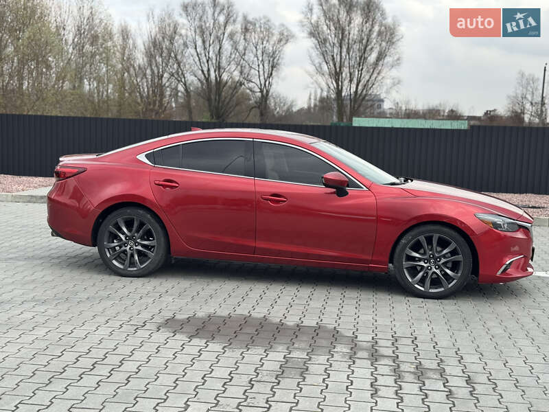 Седан Mazda 6 2015 в Хмельницком