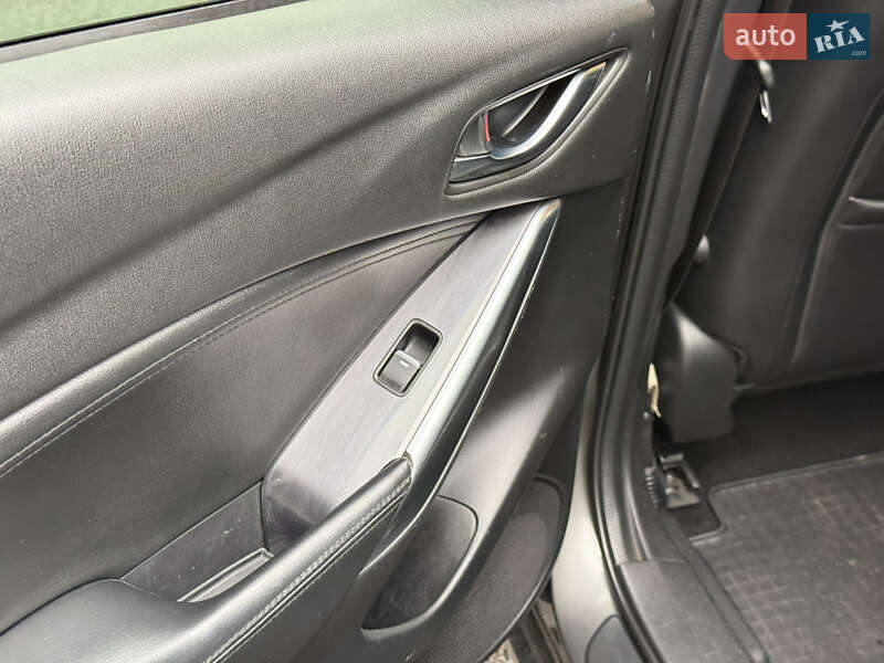 Седан Mazda 6 2016 в Дніпрі