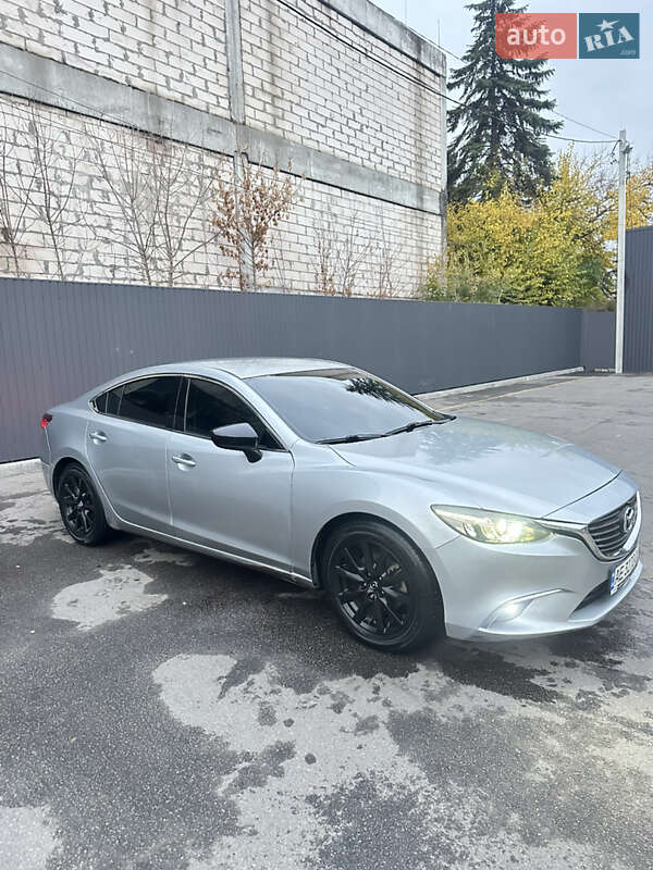 Седан Mazda 6 2015 в Дніпрі