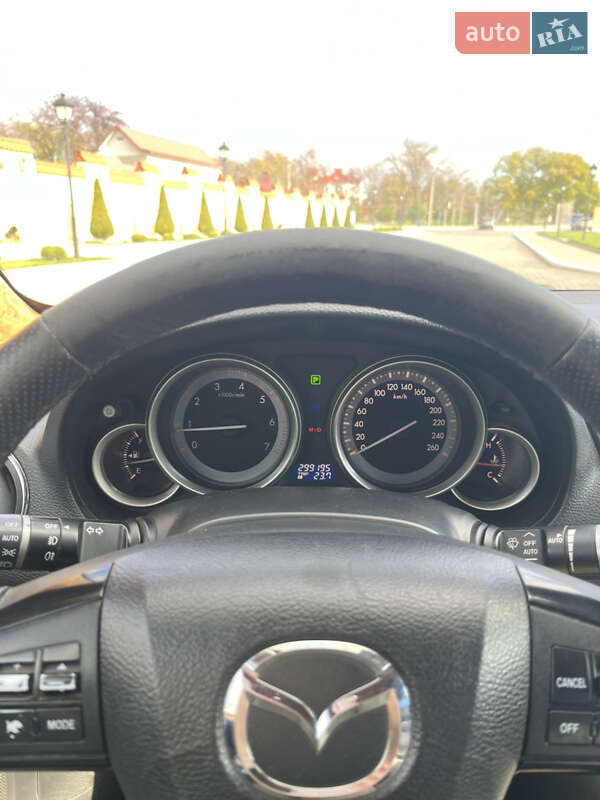 Седан Mazda 6 2010 в Ізмаїлі