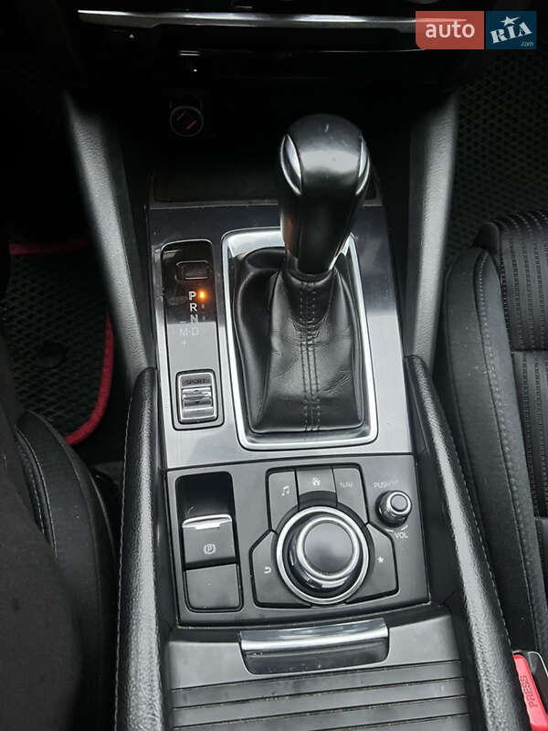 Седан Mazda 6 2016 в Львові