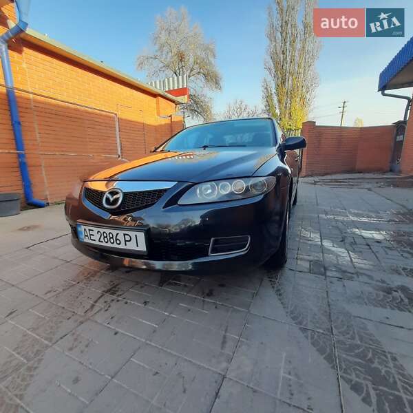 Седан Mazda 6 2007 в Синельниковому