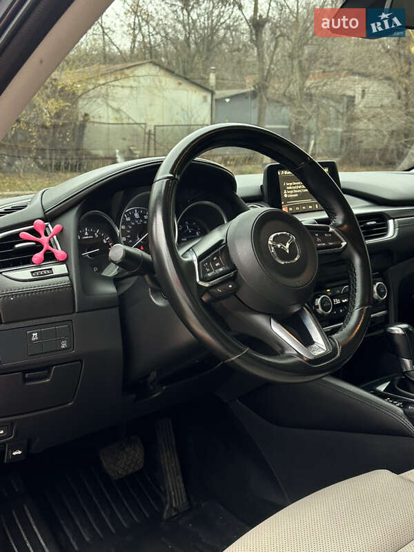 Седан Mazda 6 2017 в Запоріжжі
