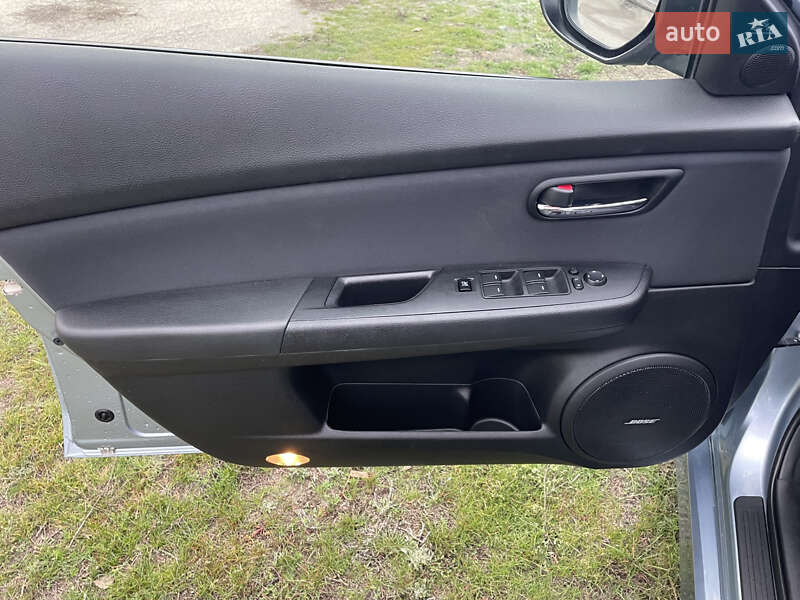 Универсал Mazda 6 2010 в Каменском