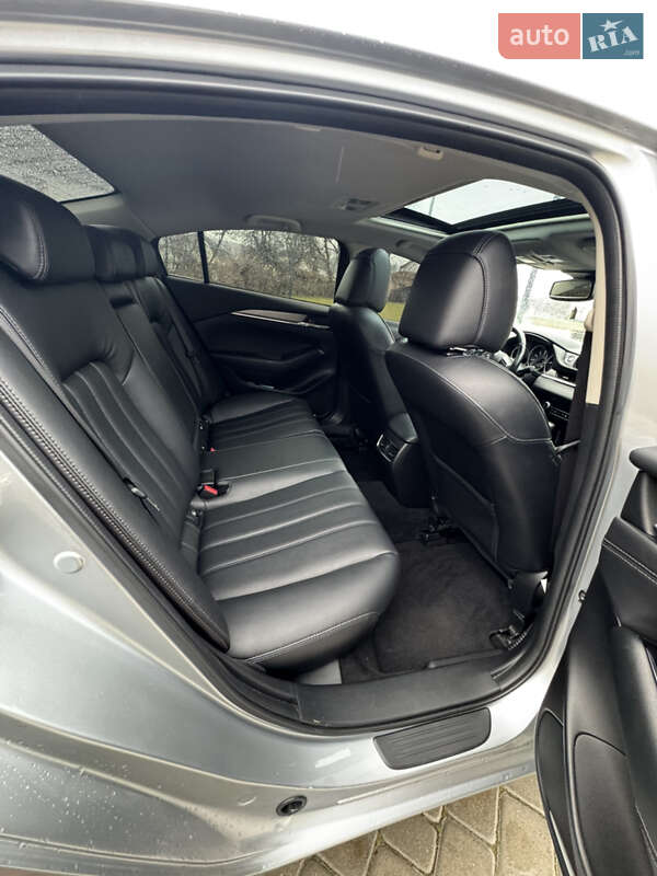 Седан Mazda 6 2018 в Львові