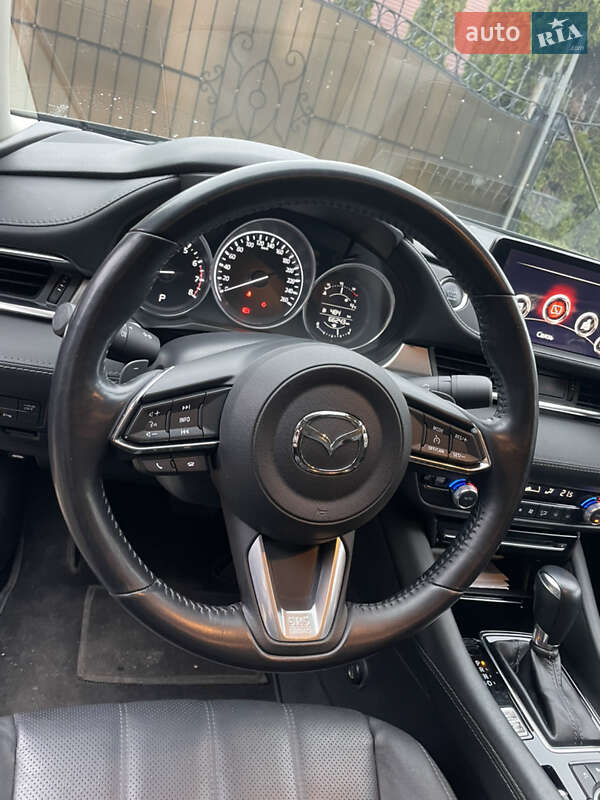 Седан Mazda 6 2018 в Киеве