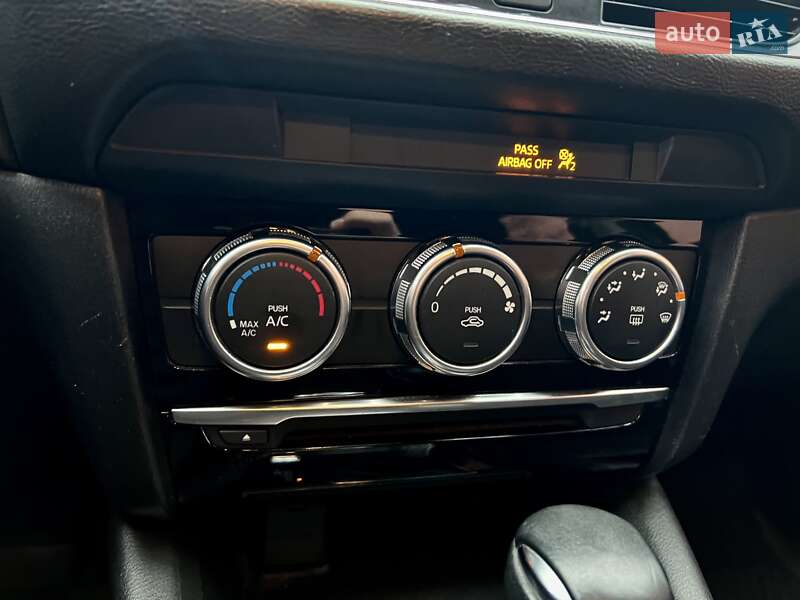 Седан Mazda 6 2015 в Киеве