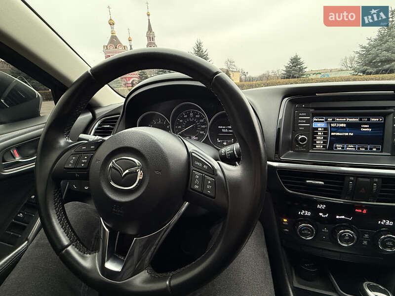 Седан Mazda 6 2013 в Каменском