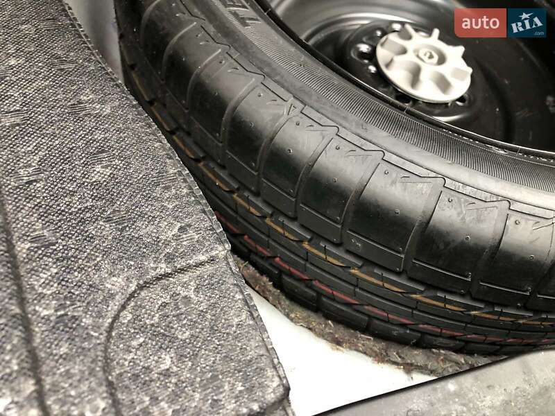 Седан Mazda 6 2012 в Золотоноше