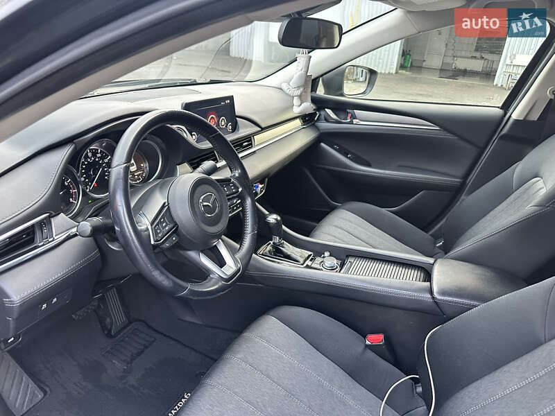Седан Mazda 6 2019 в Киеве
