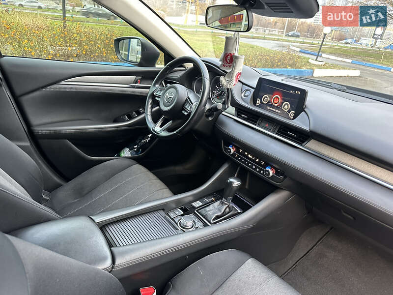 Седан Mazda 6 2019 в Киеве