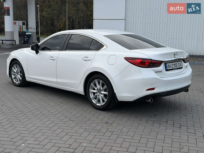 Седан Mazda 6 2013 в Каменском