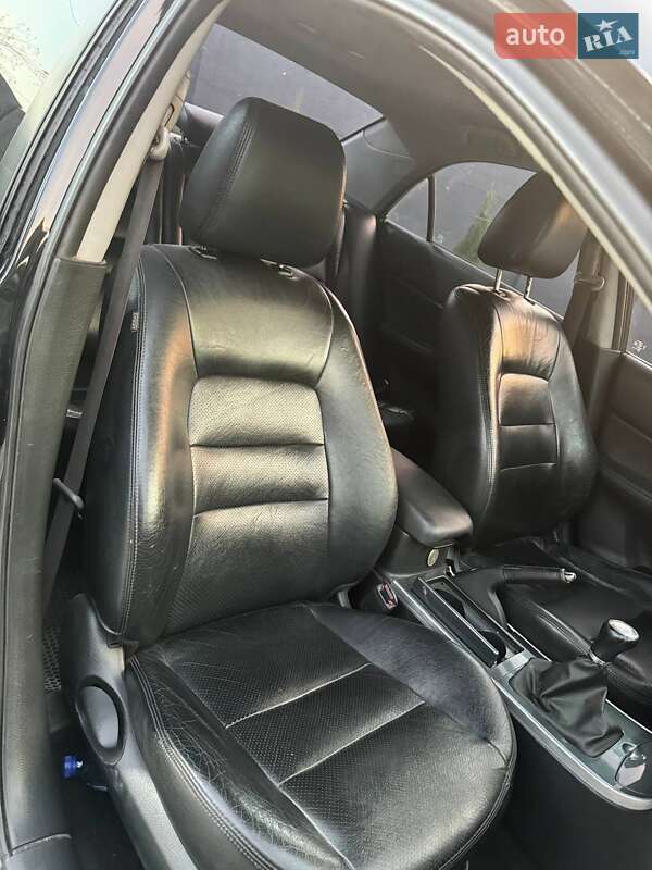 Седан Mazda 6 2006 в Киеве