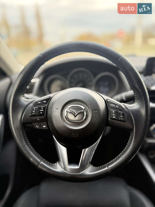 Седан Mazda 6 2016 в Миколаєві