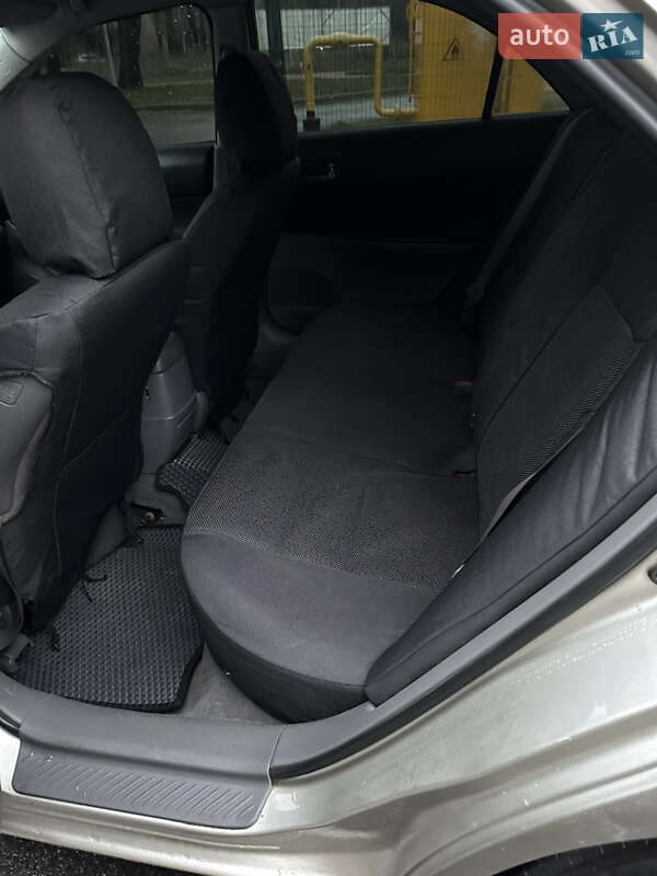 Седан Mazda 6 2003 в Чернигове